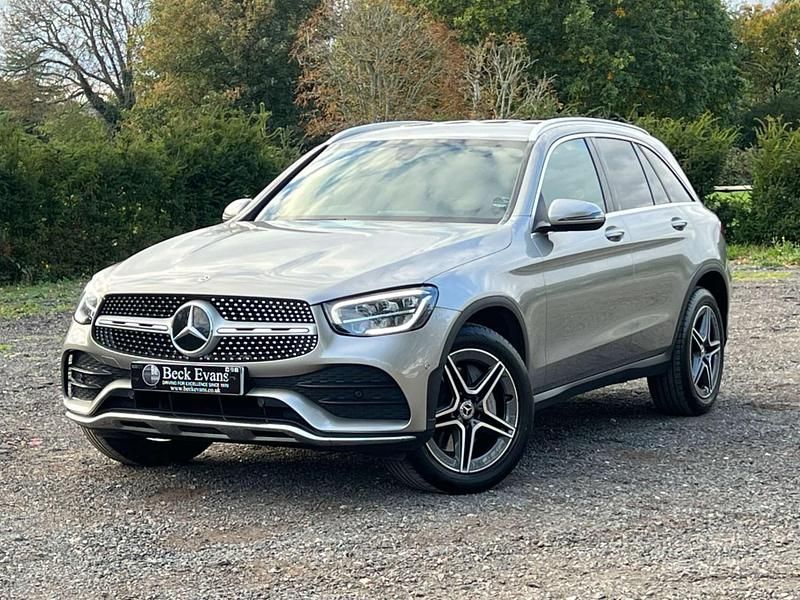 Silver Used 2019 Mercedes GLC220 AMG line SUV | £23,995 (Super price) - Image 1/3