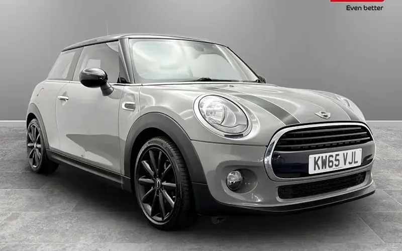 Used Mini Cooper Hatch 136 HP (100 kW) 2017 Hatchback