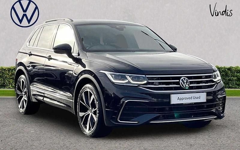 Black Used 2022 VW Tiguan R-line SUV | £25,392 (Fair price) - Image 1/4