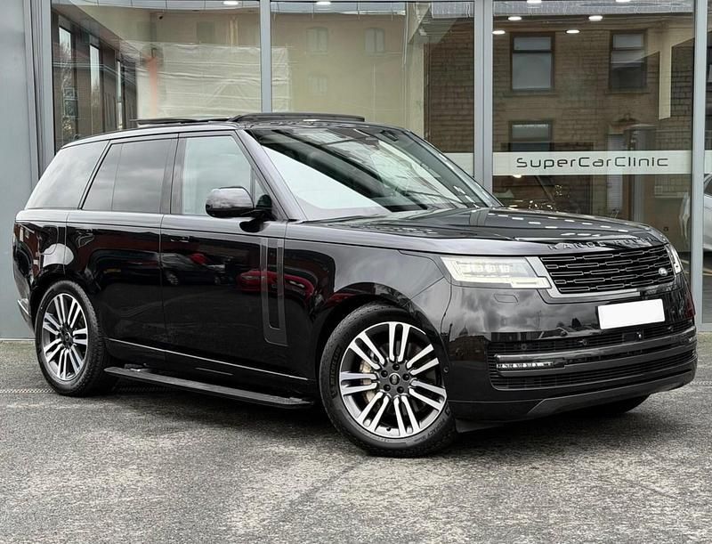 Used Land Rover Range Rover SE 400 HP (294 kW) 2023 Black SUV