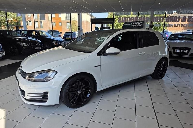 White Used 2014 VW Golf VII GTD Hatchback | £8,495 (Fair price) - Image 1/1