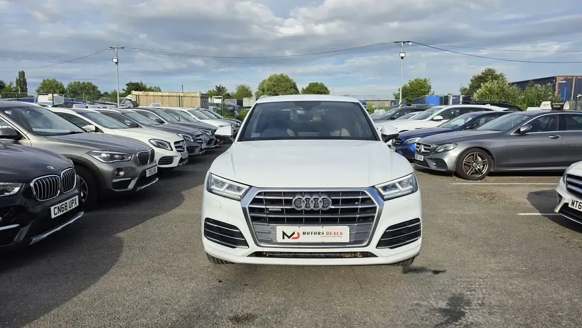 Used Audi Q5 S-Line 2019 White SUV
