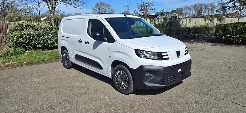 New Peugeot Partner S 131 HP (96 kW) 2026 Ice white MPV