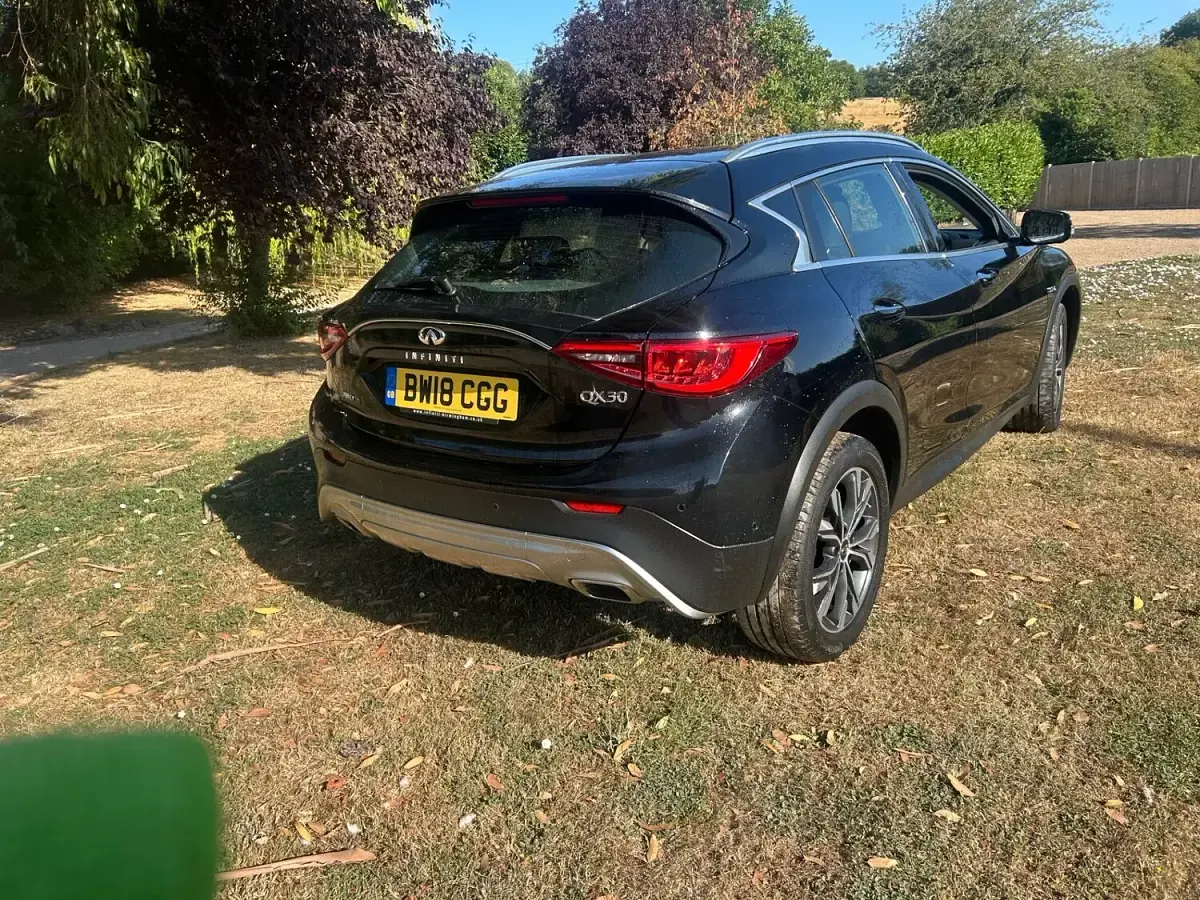 Used Infiniti QX30 Premium 2018 Black MPV