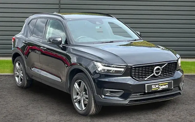 Used Volvo XC40 R-Design 163 HP (119 kW) 2020 SUV