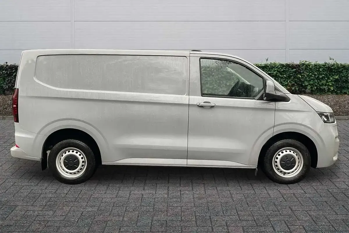 New VW T7 100 kW (136 HP) 2025 Stone grey Van