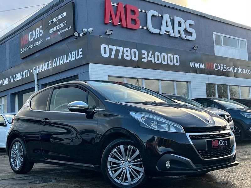 Black Used 2016 Peugeot 208 Allure Hatchback | £4,190 (Fair price) - Image 1/4