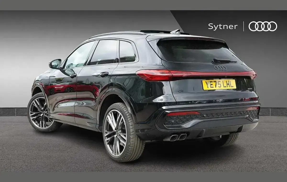 Used Audi Q5 Advanced 204 HP (150 kW) 2025 Black SUV