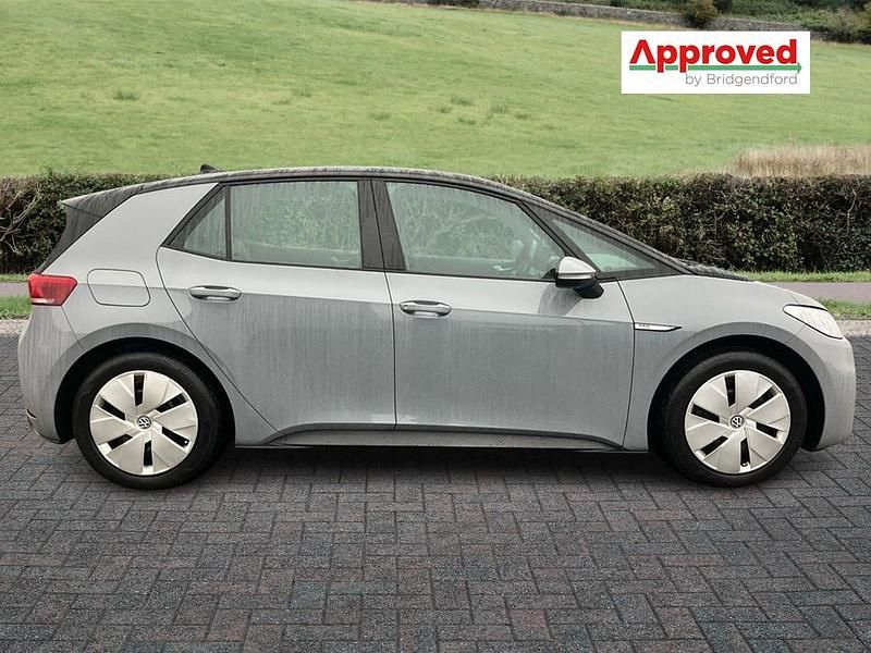 Used VW ID.3 Pro 106 kW (145 HP) 2022 Grey Hatchback