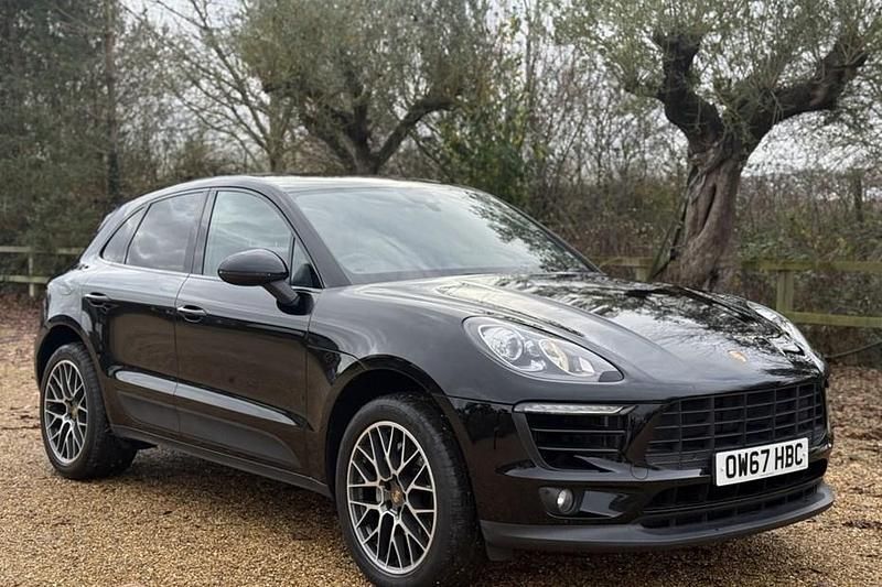 Black Used 2017 Porsche Macan SUV | £26,995 (Super price) - Image 1/1