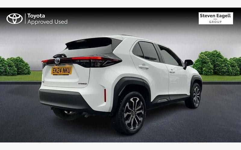 Used Toyota Yaris Hybrid Design 116 HP (85 kW) 2026 Estate