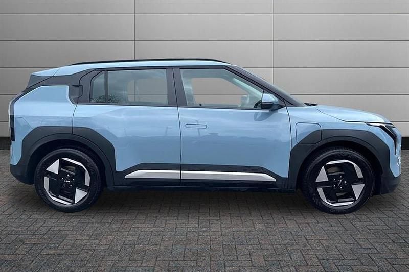 Used Kia EV3 Air 147 kW (201 HP) 2025 Blue SUV