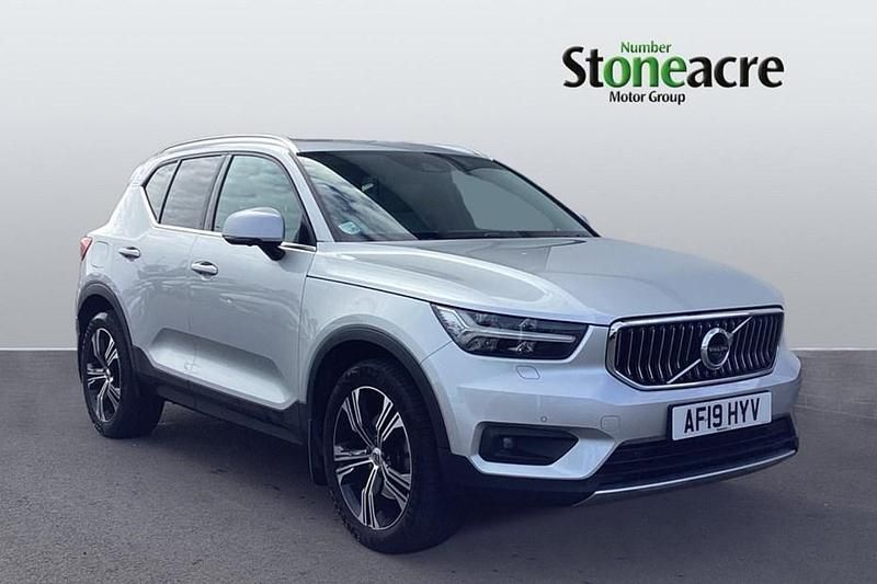 Silver Used 2019 Volvo XC40 Inscription SUV | £22,995 (A bit pricey) - Image 1/1