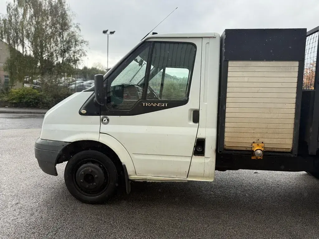 Used Ford Transit 100 HP (73 kW) 2008 White Cabriolet