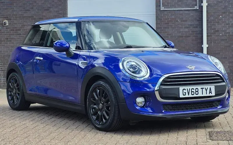 Used Mini ONE Hatch 102 HP (75 kW) 2018 Hatchback