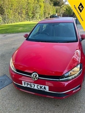 Red Used 2017 VW Golf VII SE Hatchback | £11,000 (Fair price) - Image 1/1