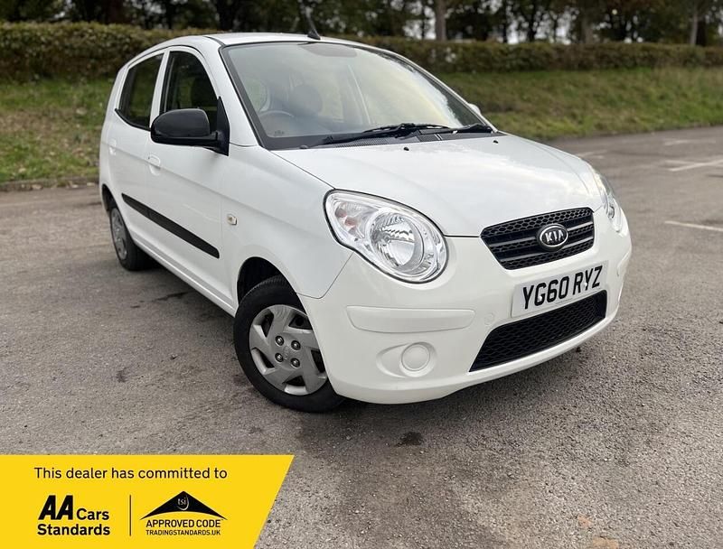 White Used 2010 Kia Picanto Hatchback | £2,100 (Fair price) - Image 1/4