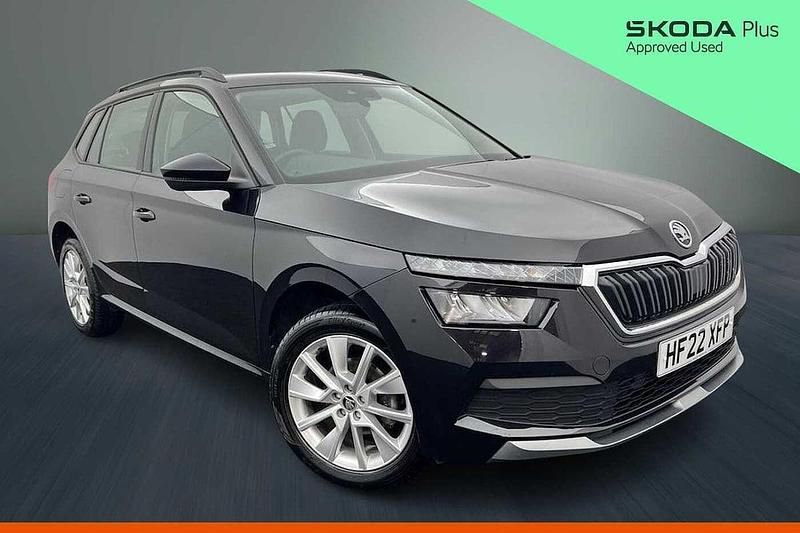 Used Skoda Kamiq SE 70 HP (51 kW) 2022 Black magic pearl effect SUV