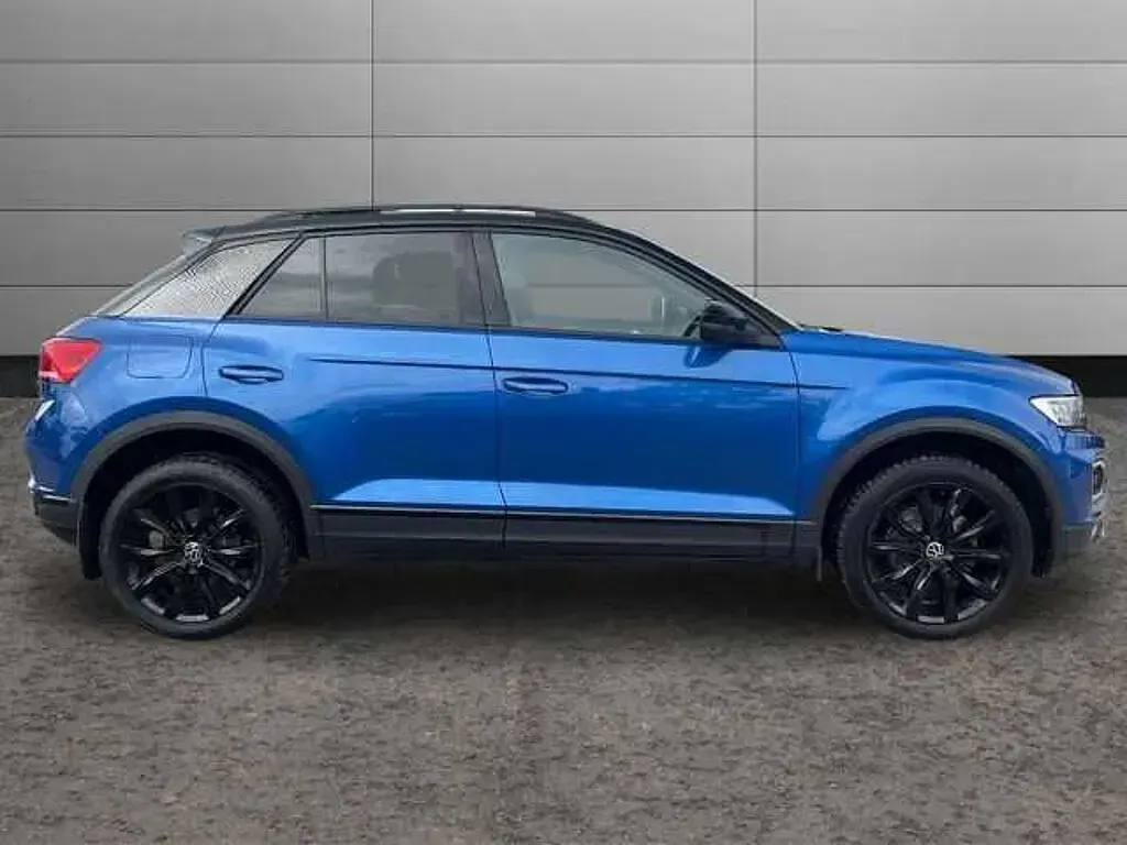 Used VW T-Roc Black Edition 150 HP (110 kW) 2021 Blue SUV