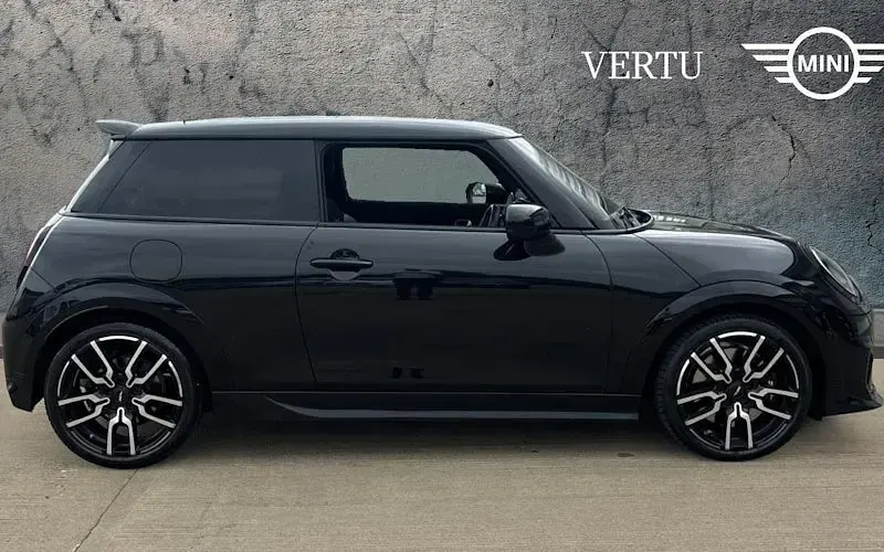 Used Mini Cooper Sport 150 kW (204 HP) 2026 Hatchback