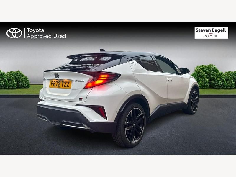 Used Toyota C-HR Sport 122 HP (89 kW) 2022 White/black SUV