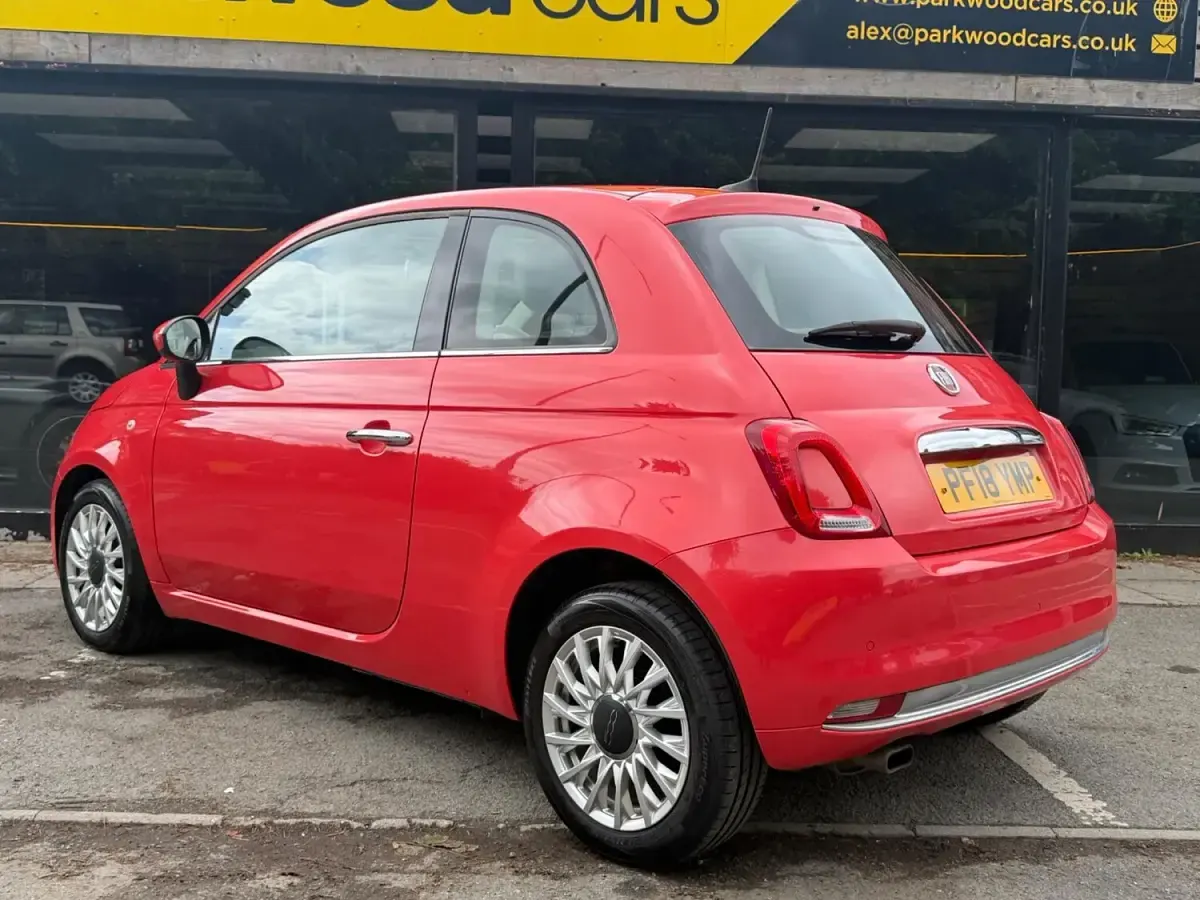 Used Fiat 500 Lounge 69 HP (50 kW) 2018 Pink Hatchback