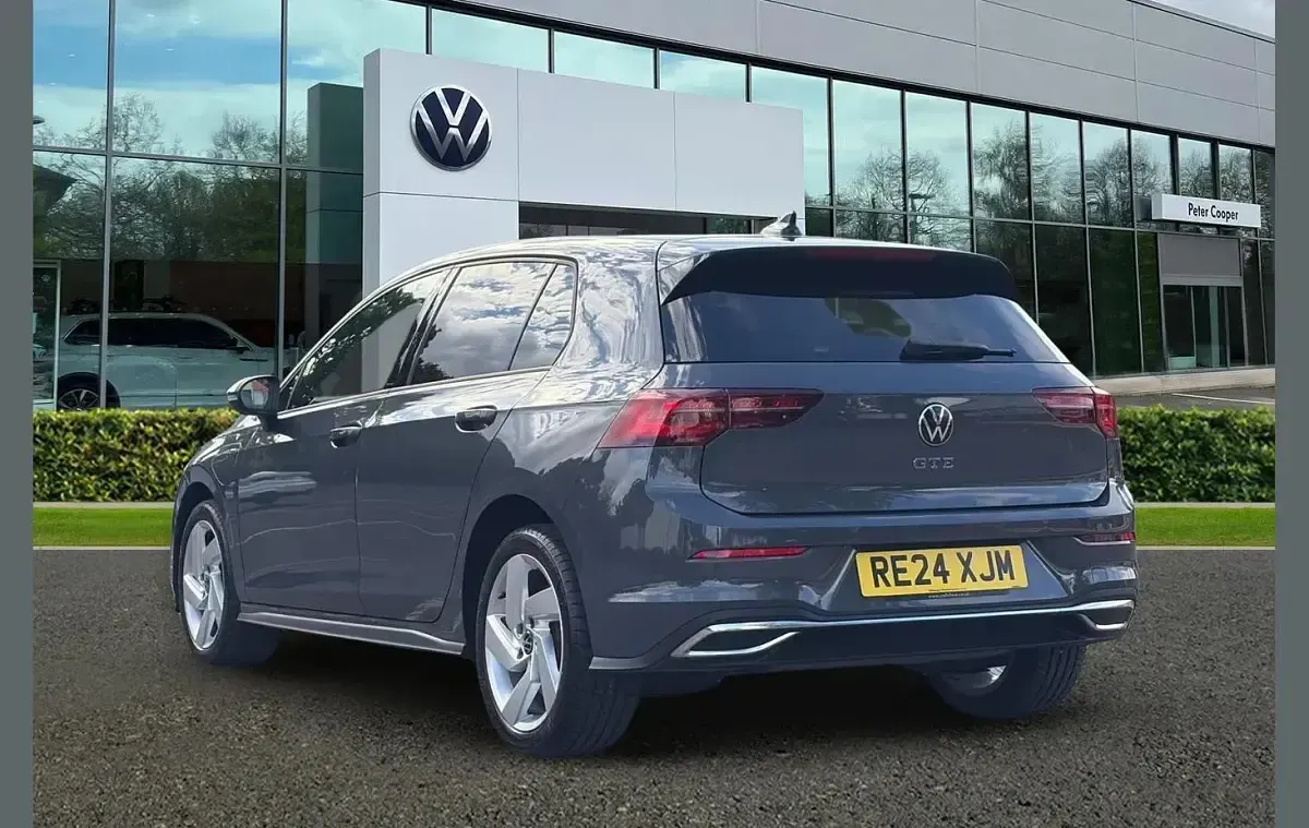 Used VW Golf VIII GTE 241 HP (177 kW) 2024 Grey Hatchback