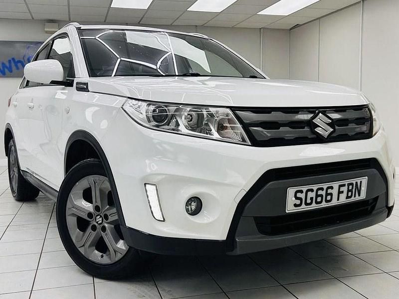 Used Suzuki Vitara SZ-T 120 HP (88 kW) 2016 White SUV