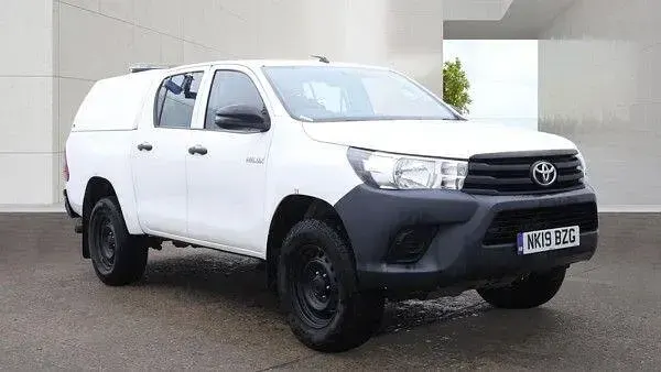 Used Toyota HiLux Active 150 HP (110 kW) 2019 Pickup