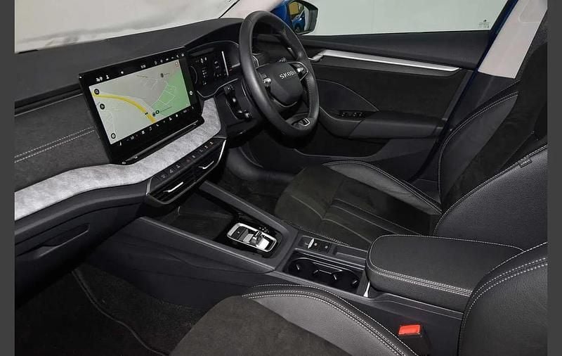 Used Skoda Octavia SE L 147 HP (108 kW) 2025 Race blue metallic Estate