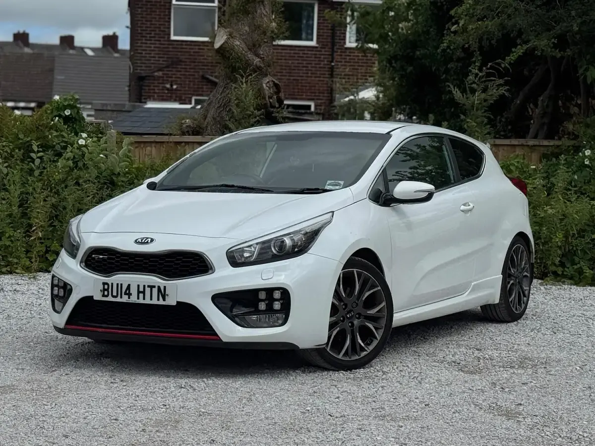 Used Kia ProCeed GT 2014 White Hatchback