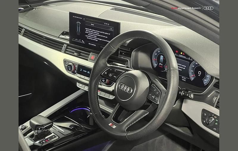 Used Audi A4 S-Line 200 HP (147 kW) 2024 Black Estate
