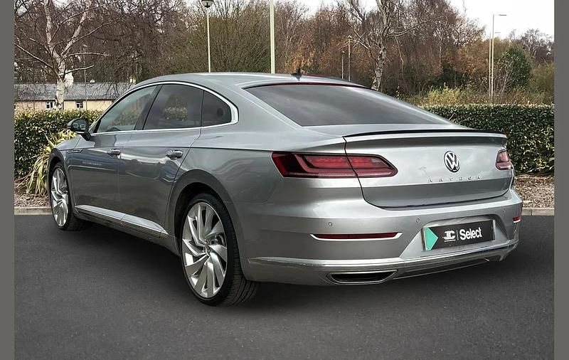 Used VW Arteon R-line 190 HP (139 kW) 2018 Silver Hatchback