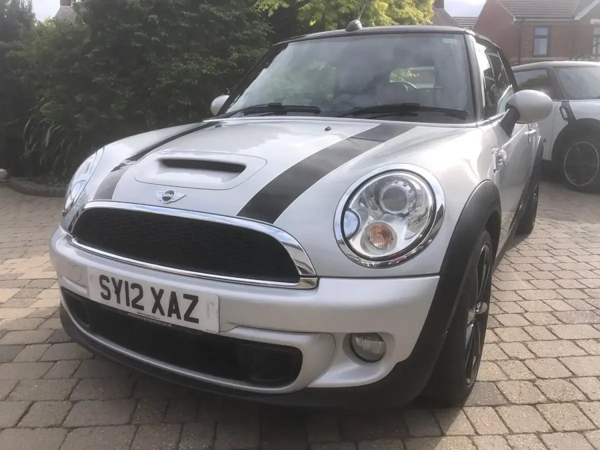 Used Mini Cooper S Cabriolet 184 HP (135 kW) 2012 Silver Cabriolet