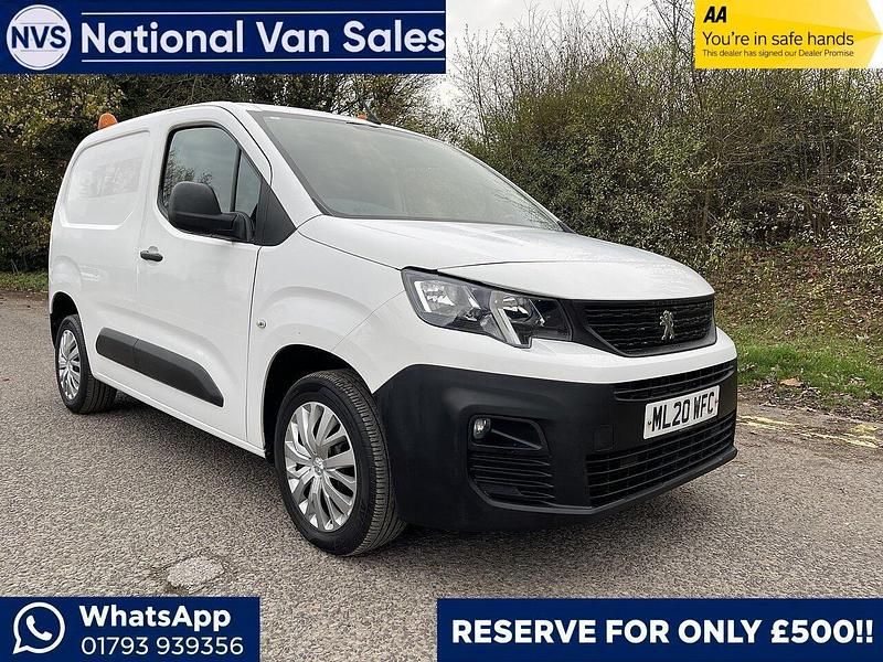 White Used 2020 Peugeot Partner S MPV | £7,490 (Good price) - Image 1/4