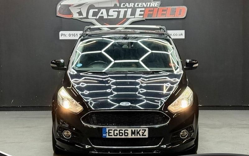 Used Ford S-MAX Sport 240 HP (176 kW) 2016 Black MPV