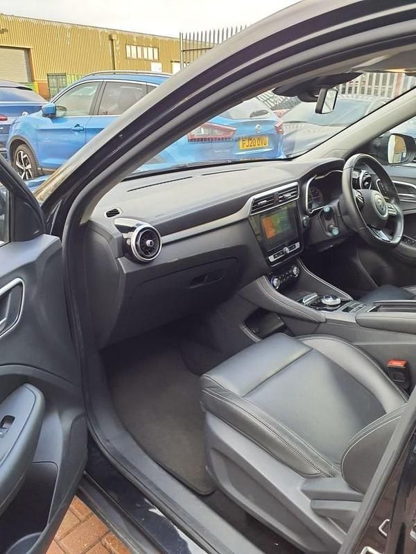Used MG ZS Exclusive 105 kW (143 HP) 2020 Black Hatchback