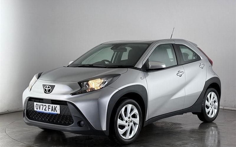 Used Toyota Aygo X PURE 72 HP (52 kW) 2025 SUV