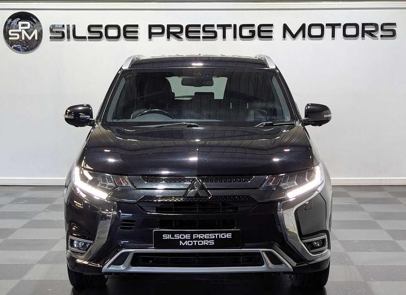Used Mitsubishi Outlander P-HEV 2018 Black Estate