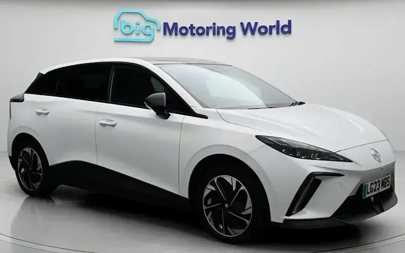 Usado MG MG4 EV Trophy 150 kW (204 HP) 2025 Citadino