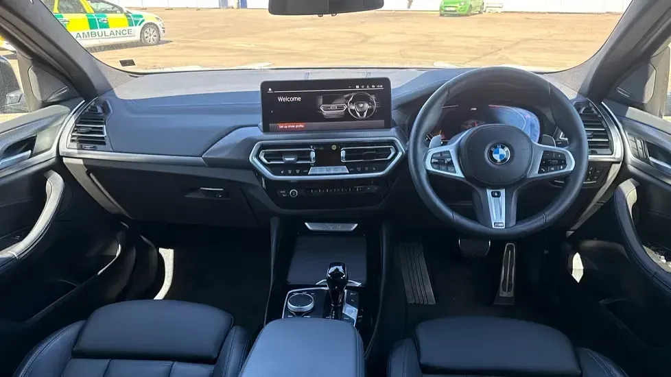 Used BMW X4 M Sport 190 HP (139 kW) 2025 Blue SUV