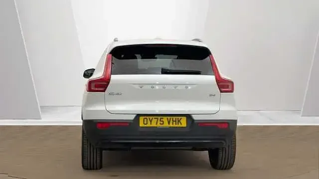 Used Volvo XC40 Plus 194 HP (142 kW) 2026 SUV