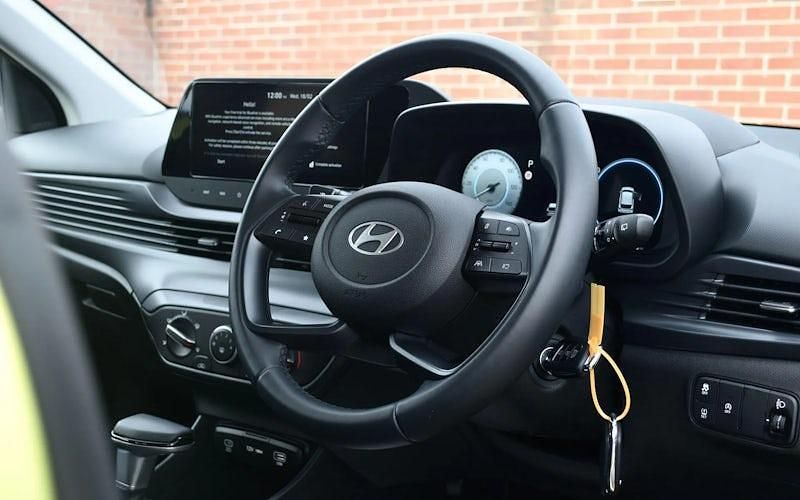 Used Hyundai i20 Advanced 101 HP (74 kW) 2024 Hatchback