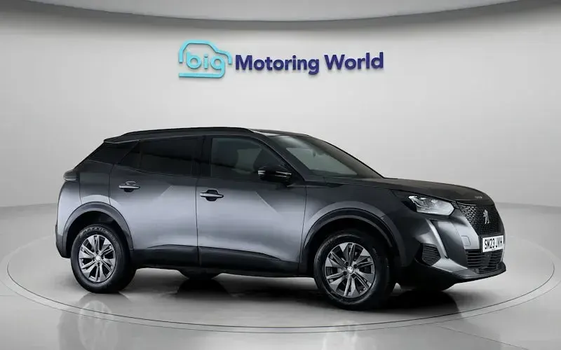 Used Peugeot 2008 Active+ 101 HP (74 kW) 2023 SUV