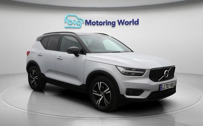 Used 2022 Volvo XC40 R-Design SUV | £24,500 (Super price) - Image 1/4