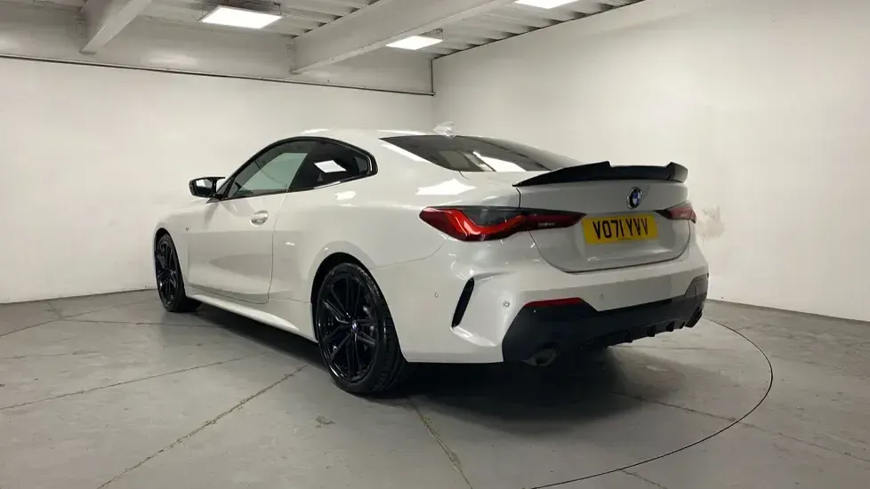 Used BMW 420 M Sport 181 HP (133 kW) 2021 White Coupe
