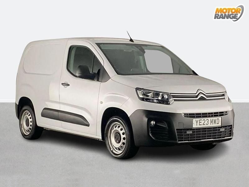 White Used 2023 Citroën Berlingo | £13,895 (Good price) - Image 1/4