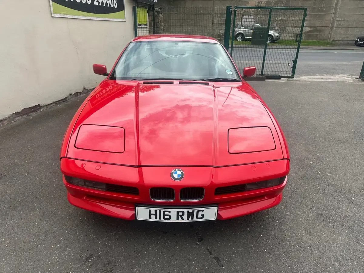 Used BMW 850 2004 Red Sedan
