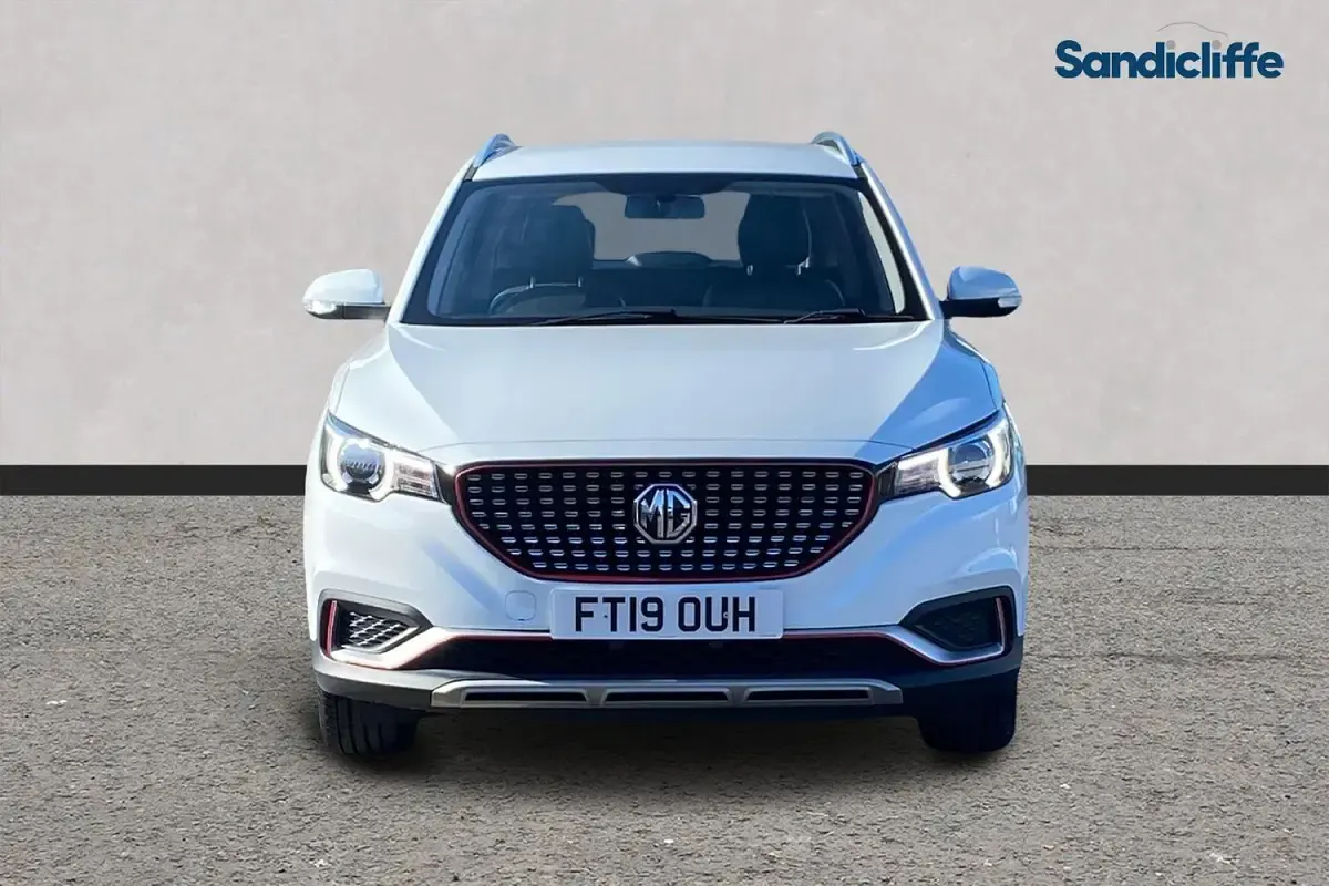 Gebraucht MG ZS Excite 143 PS (105 kW) 2018 Weiß SUV