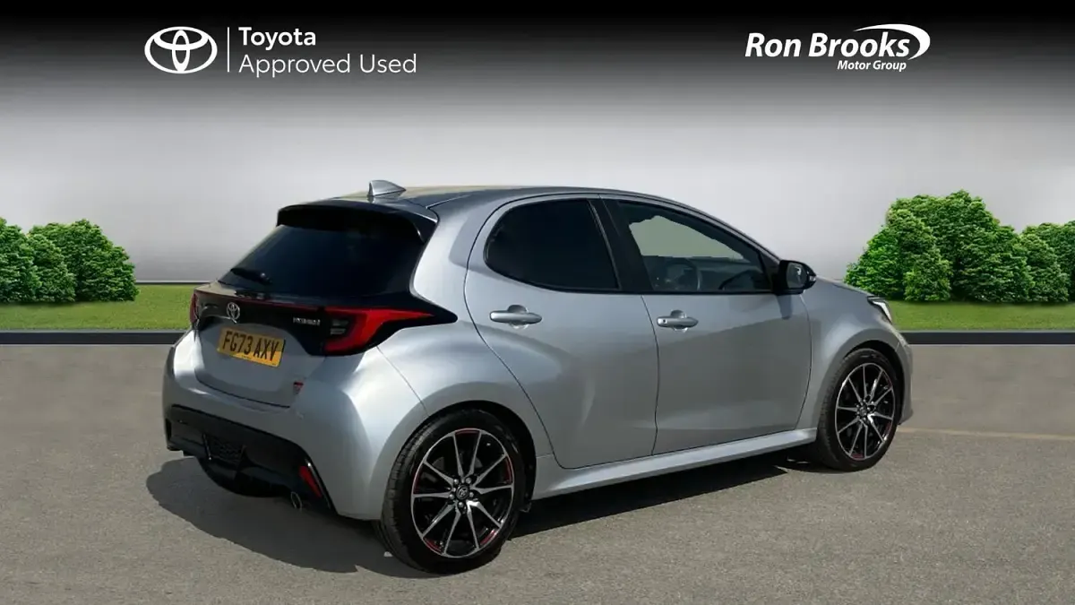 Used Toyota Yaris Hybrid Sport 2023 Silver Hatchback